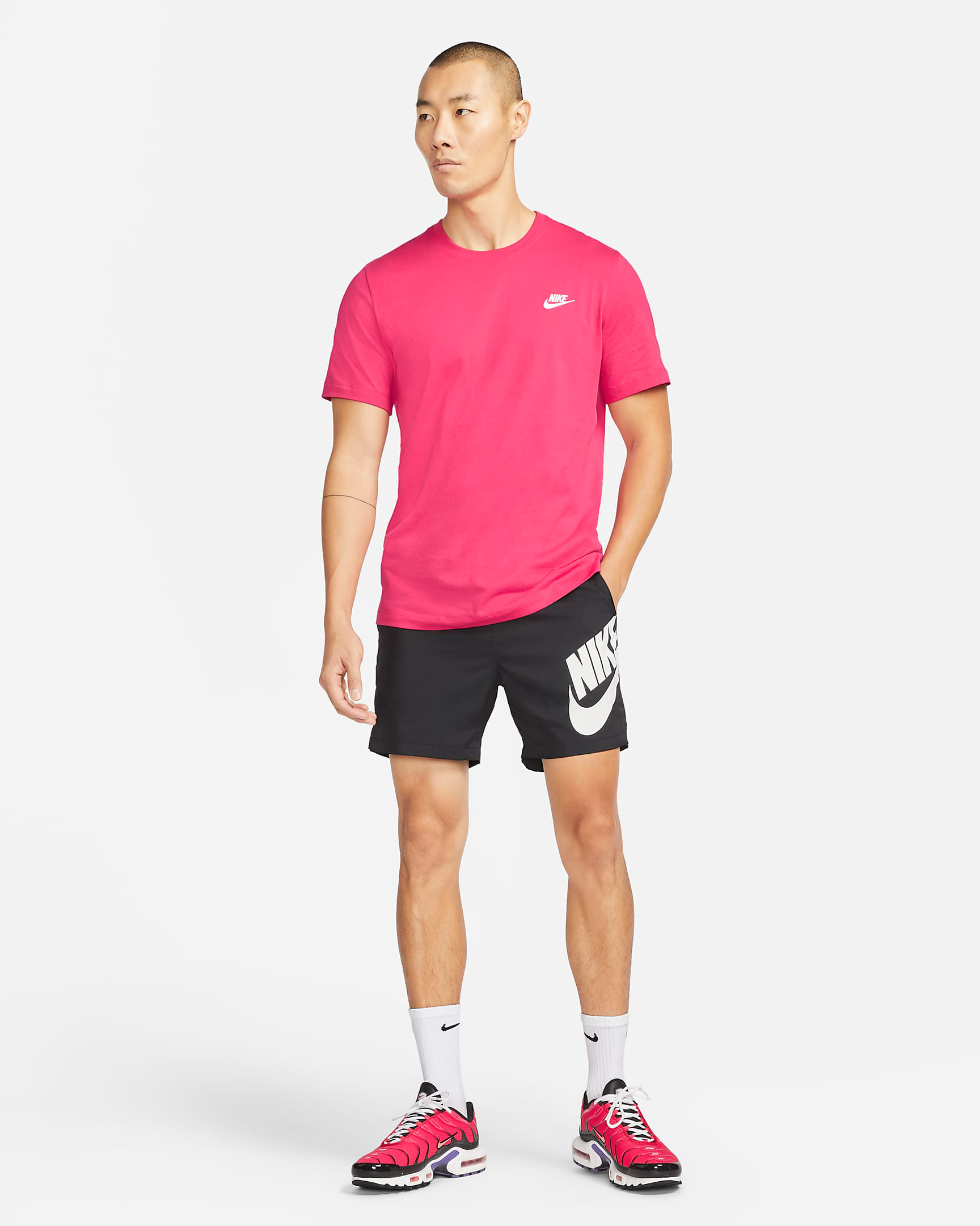 nike-rush-pink-shirt-sneakers