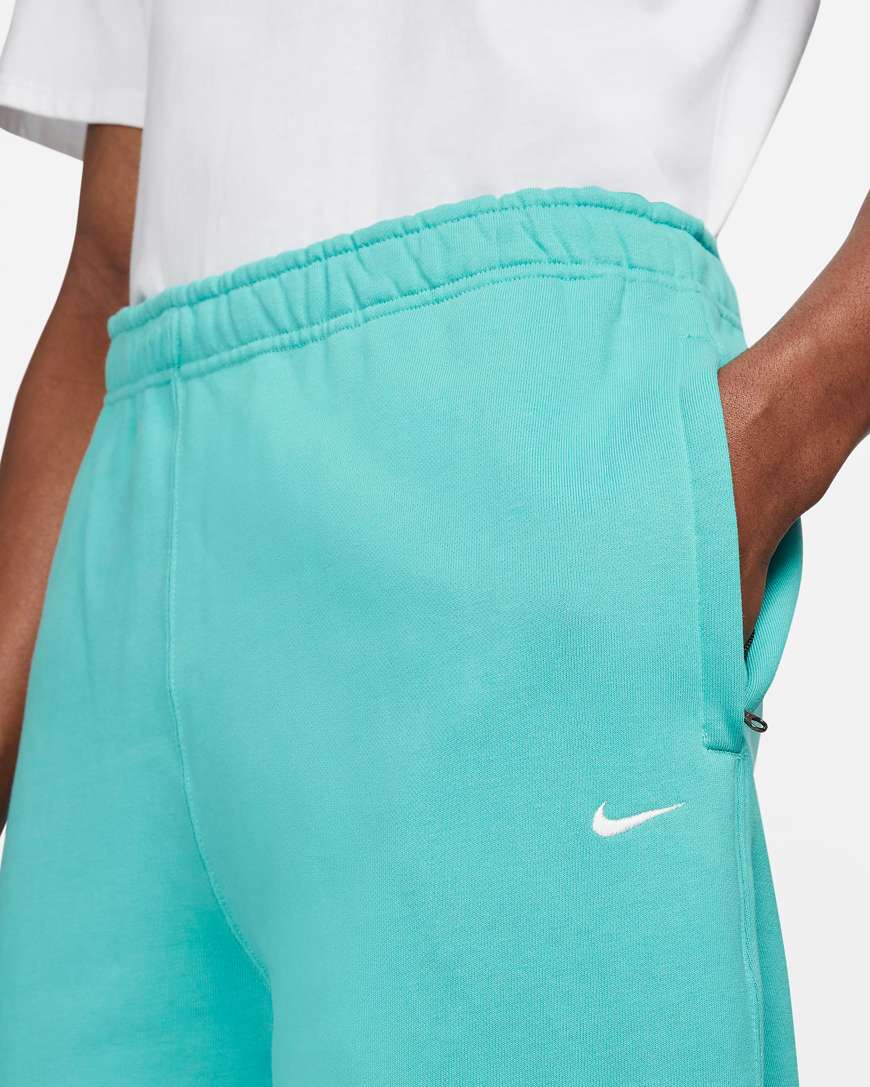 nike-solo-swoosh-pants-washed-teal-2