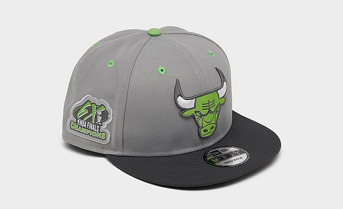 air-jordan-5-green-bean-bulls-hat-1