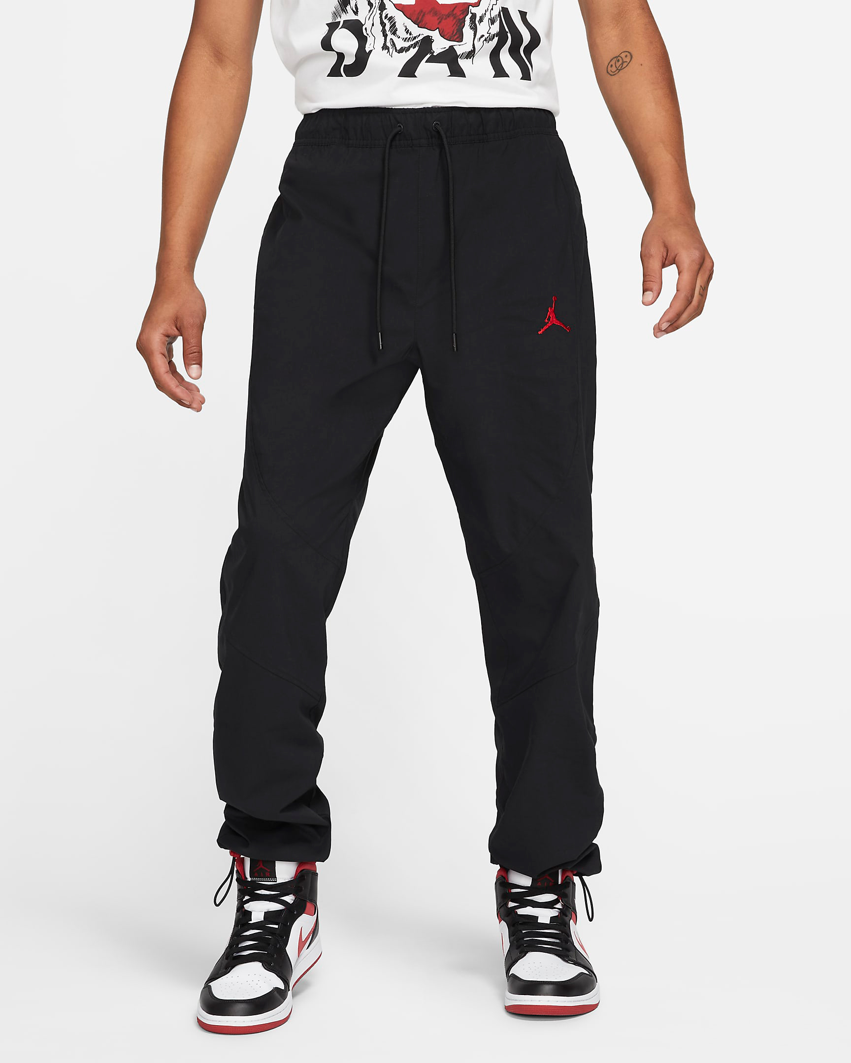 jordan-essentials-woven-pants-black-gym-red-1