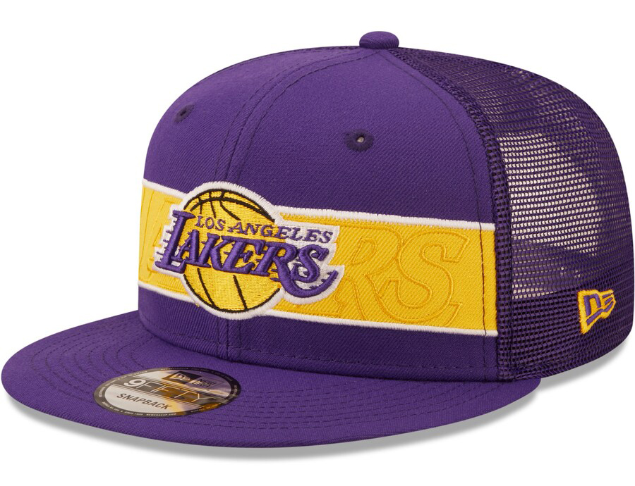 nike-dunk-low-court-purple-lakers-hat