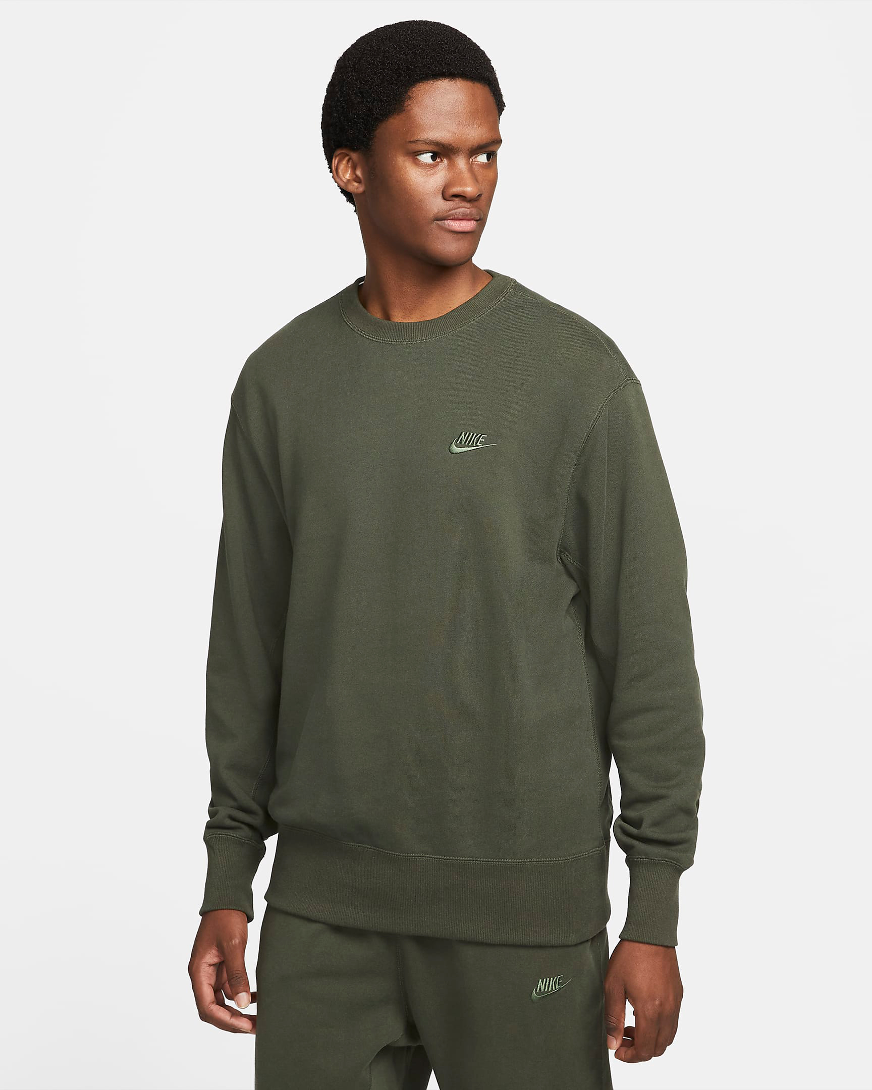 nike-sequoia-classic-fleece-crew-sweatshirt