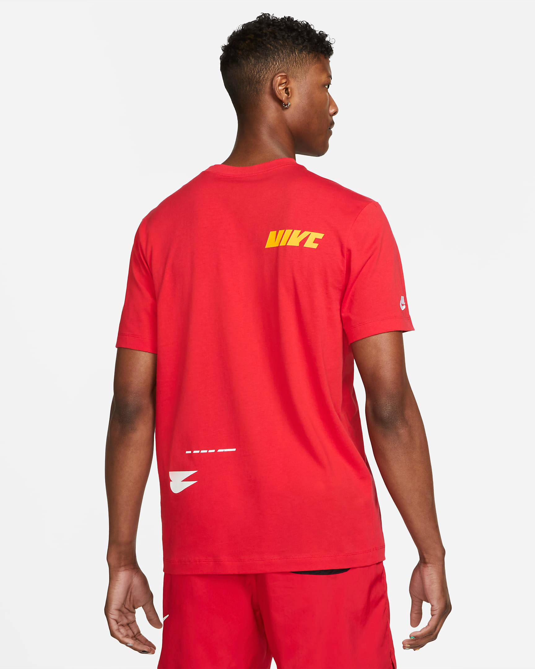 nike-sport-essentials-t-shirt-university-red-2