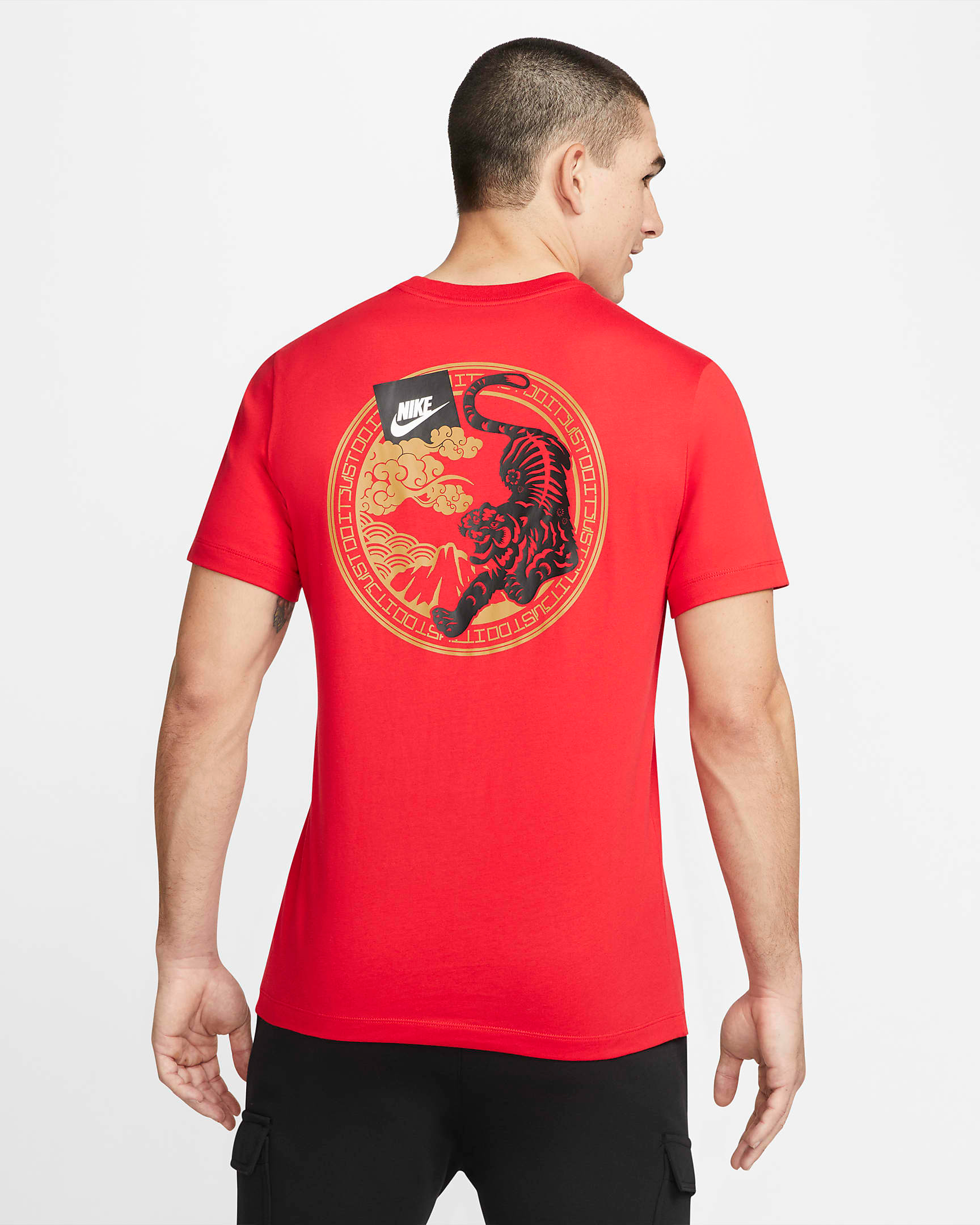 nike-university-red-tiger-t-shirt-2