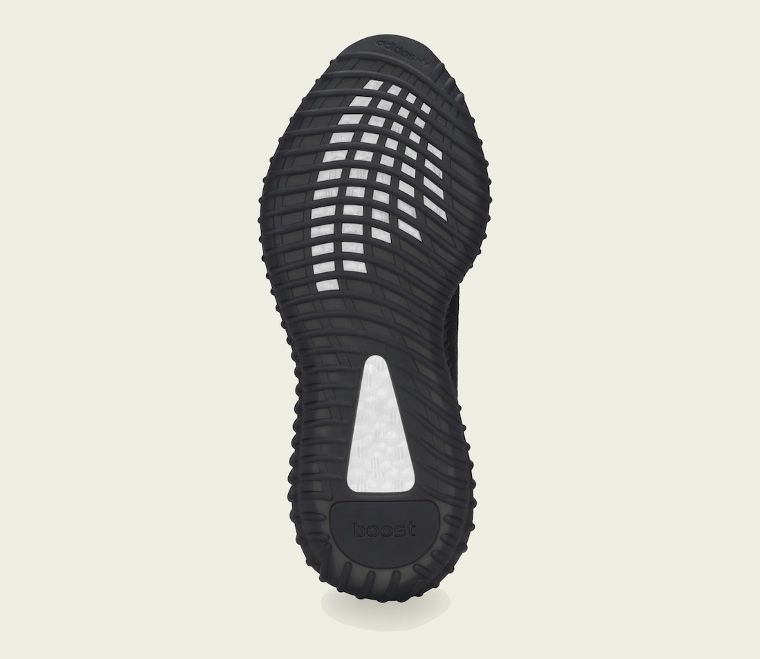 adidas-Yeezy-Boost-350-V2-Onyx-HQ4540-Release-Date-4