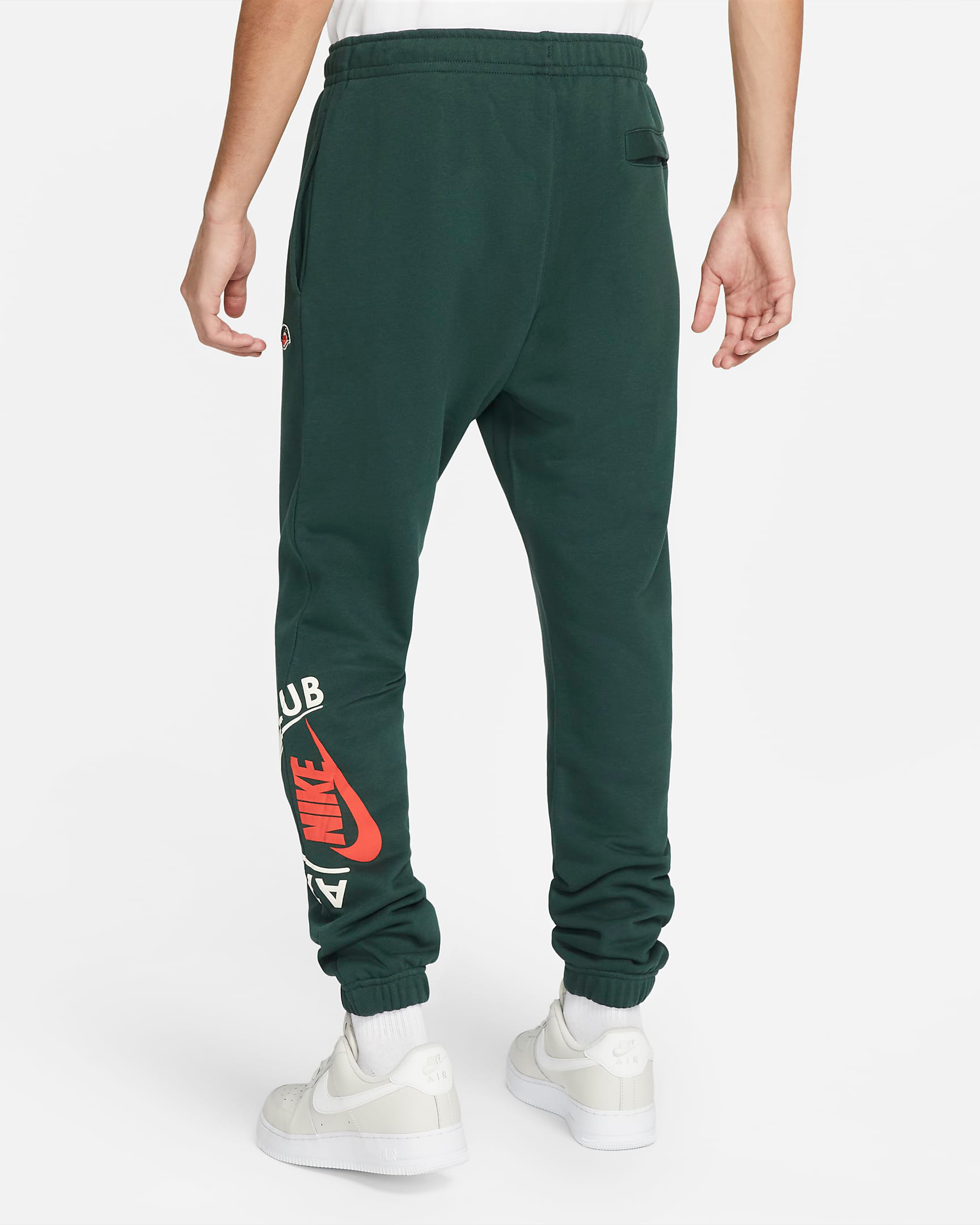 nike-athletic-club-pants-pro-green-2