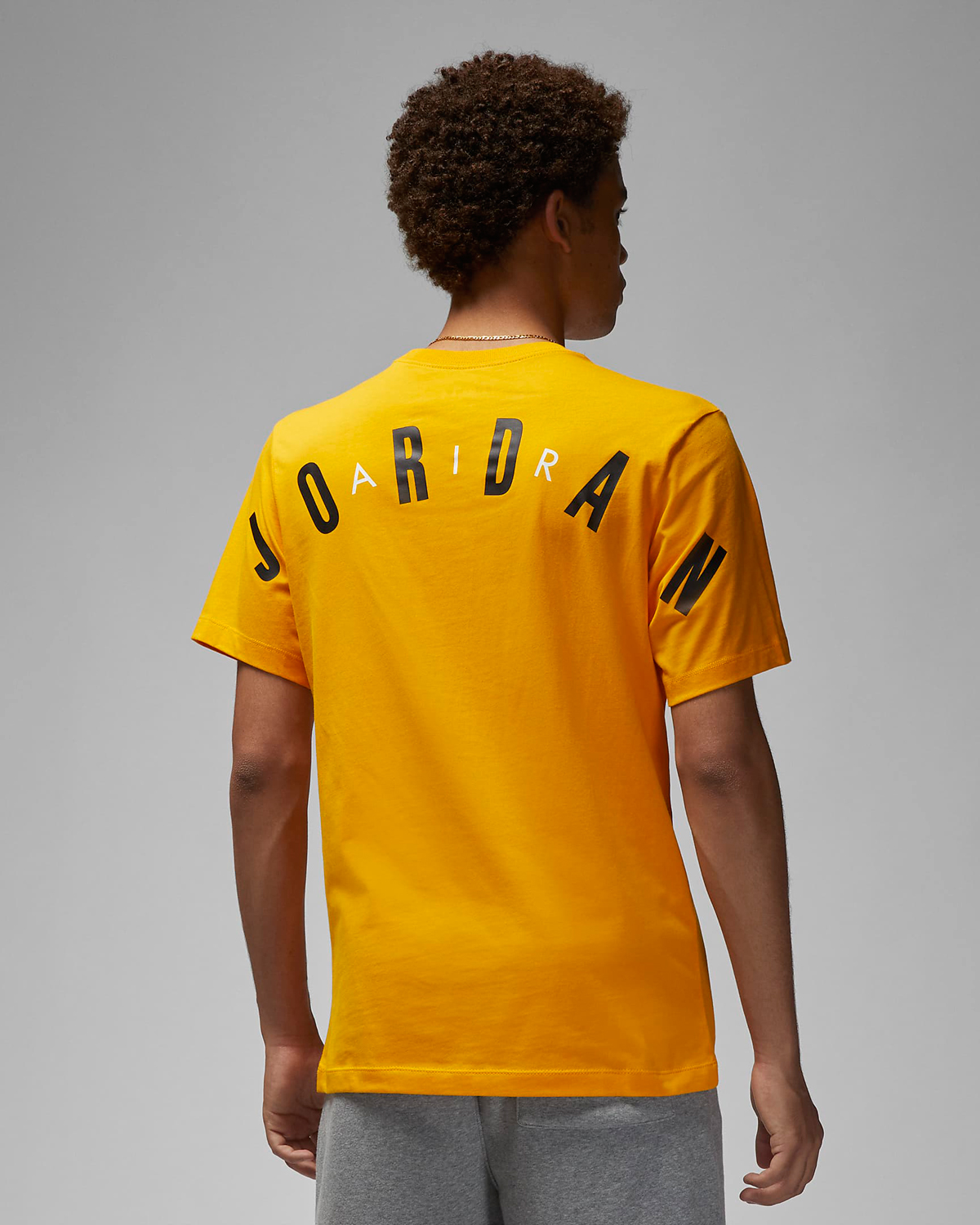 jordan-air-stretch-t-shirt-taxi-yellow-2