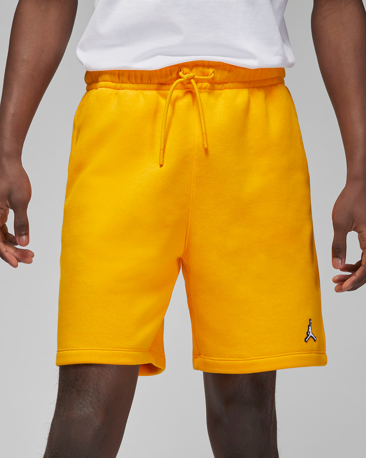 jordan-essential-fleece-shorts-taxi-yellow-2