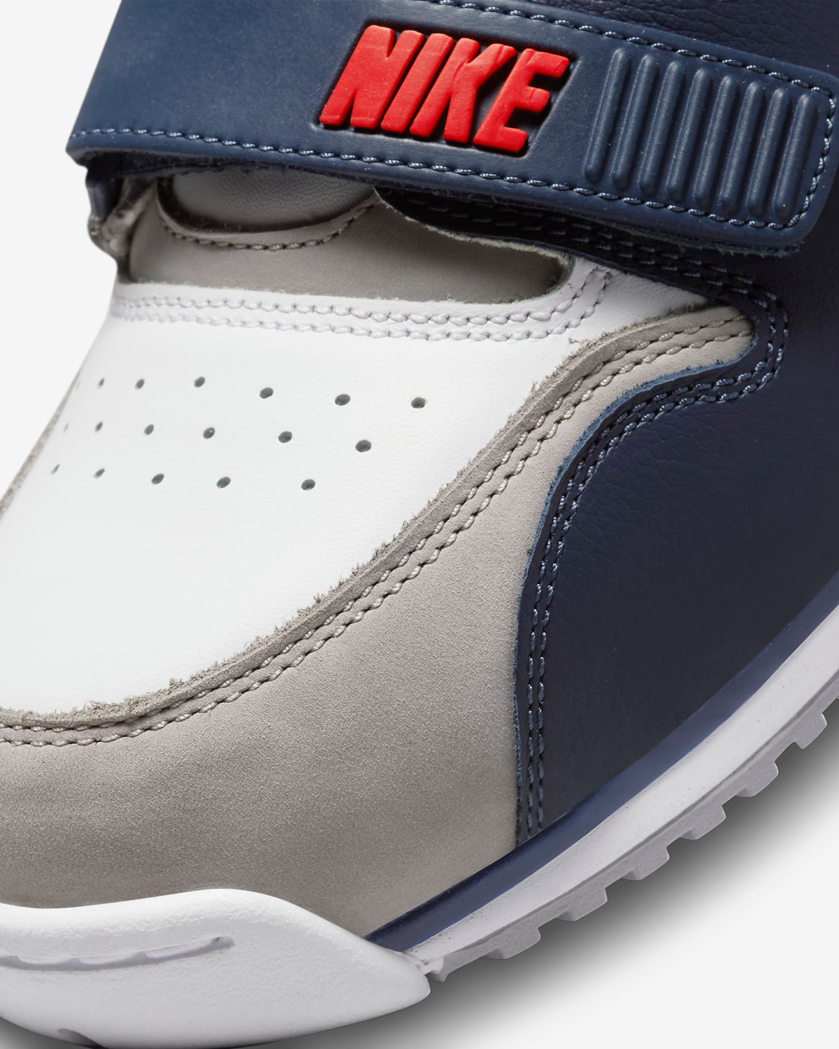 nike-air-trainer-1-midnight-navy-release-date-7