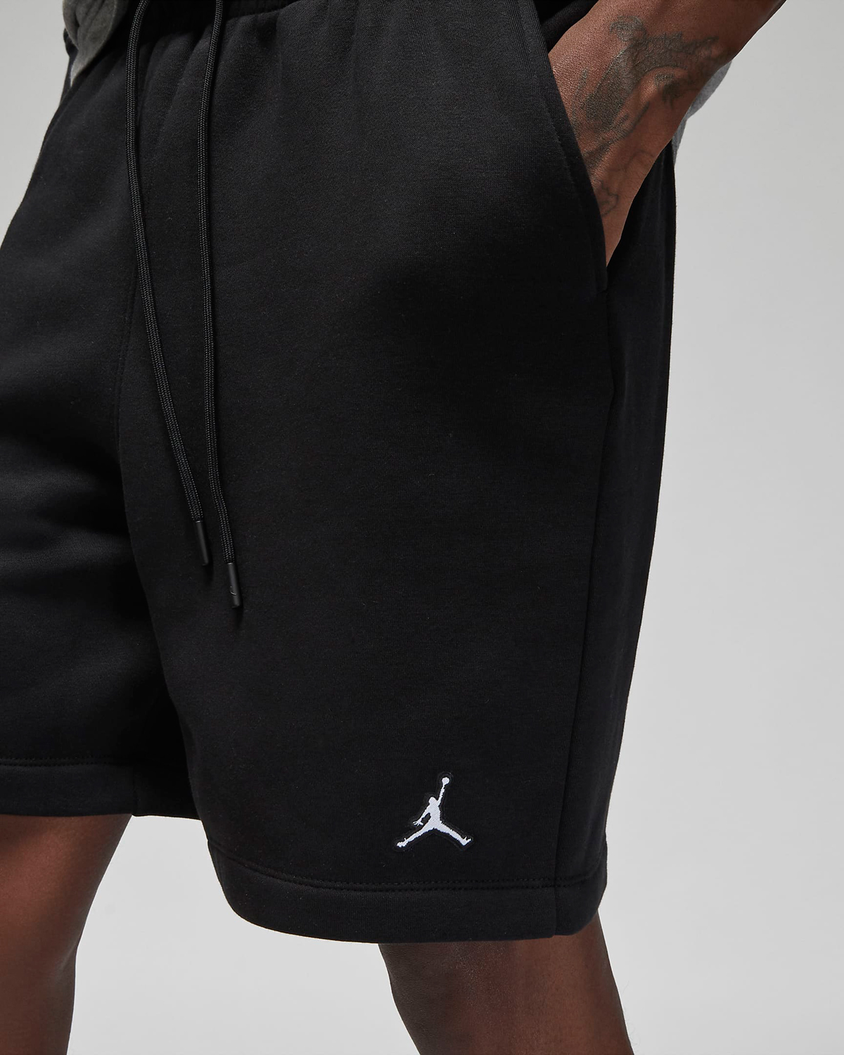 jordan-essential-fleece-shorts-black-2