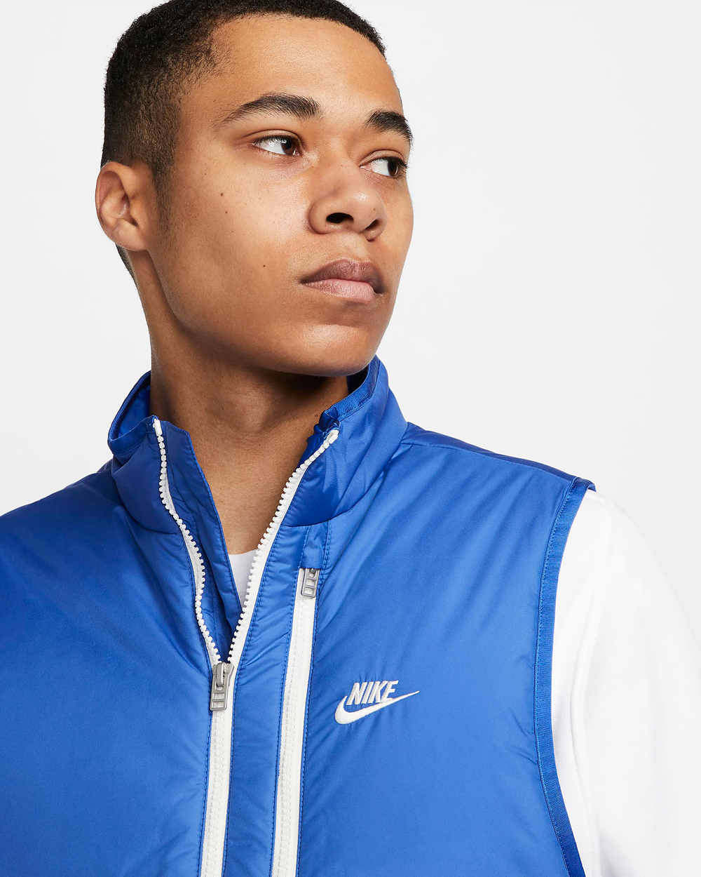 nike-sportswear-therma-fit-legacy-vest-game-royal-3