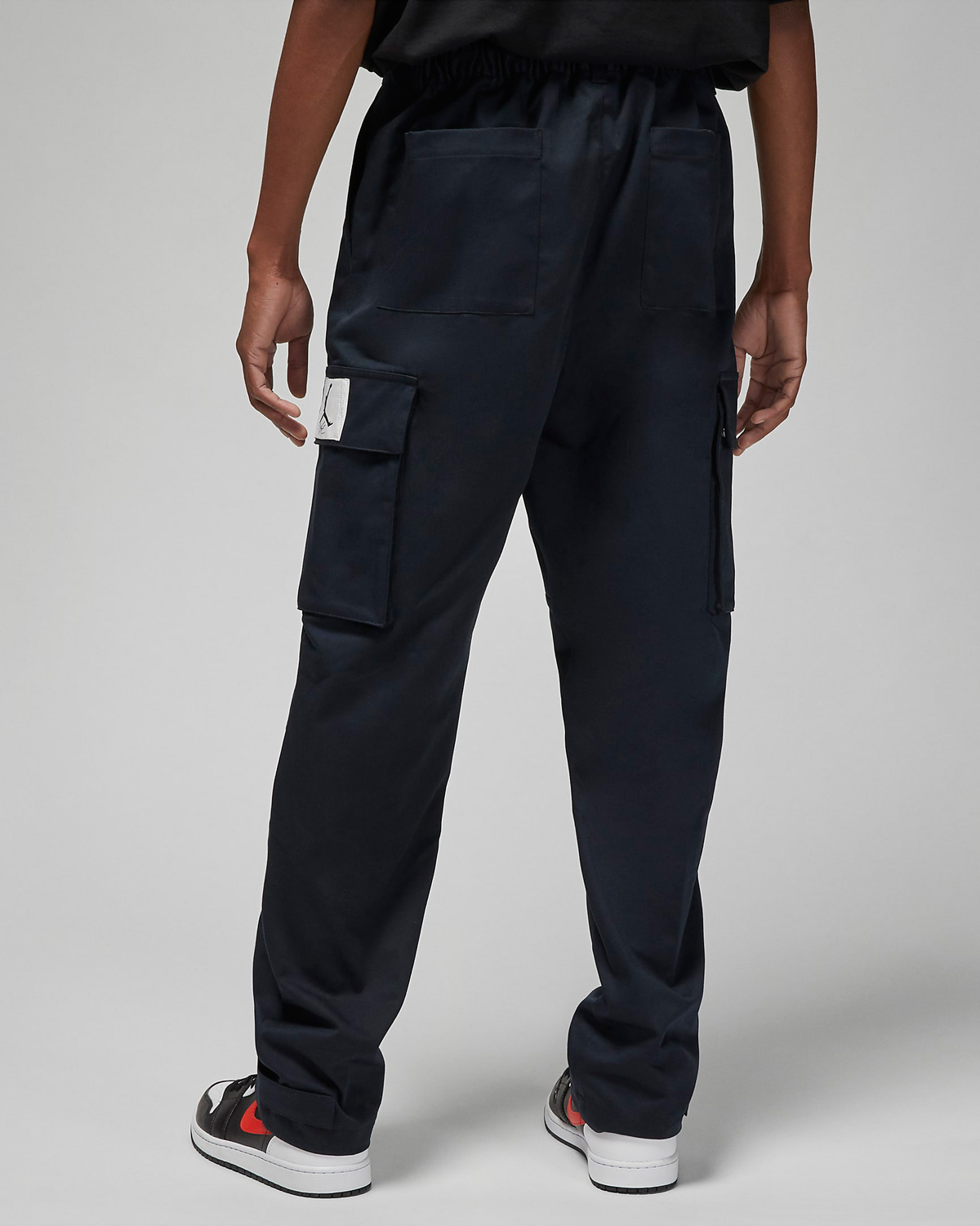 jordan-essentials-utility-pants-black-3