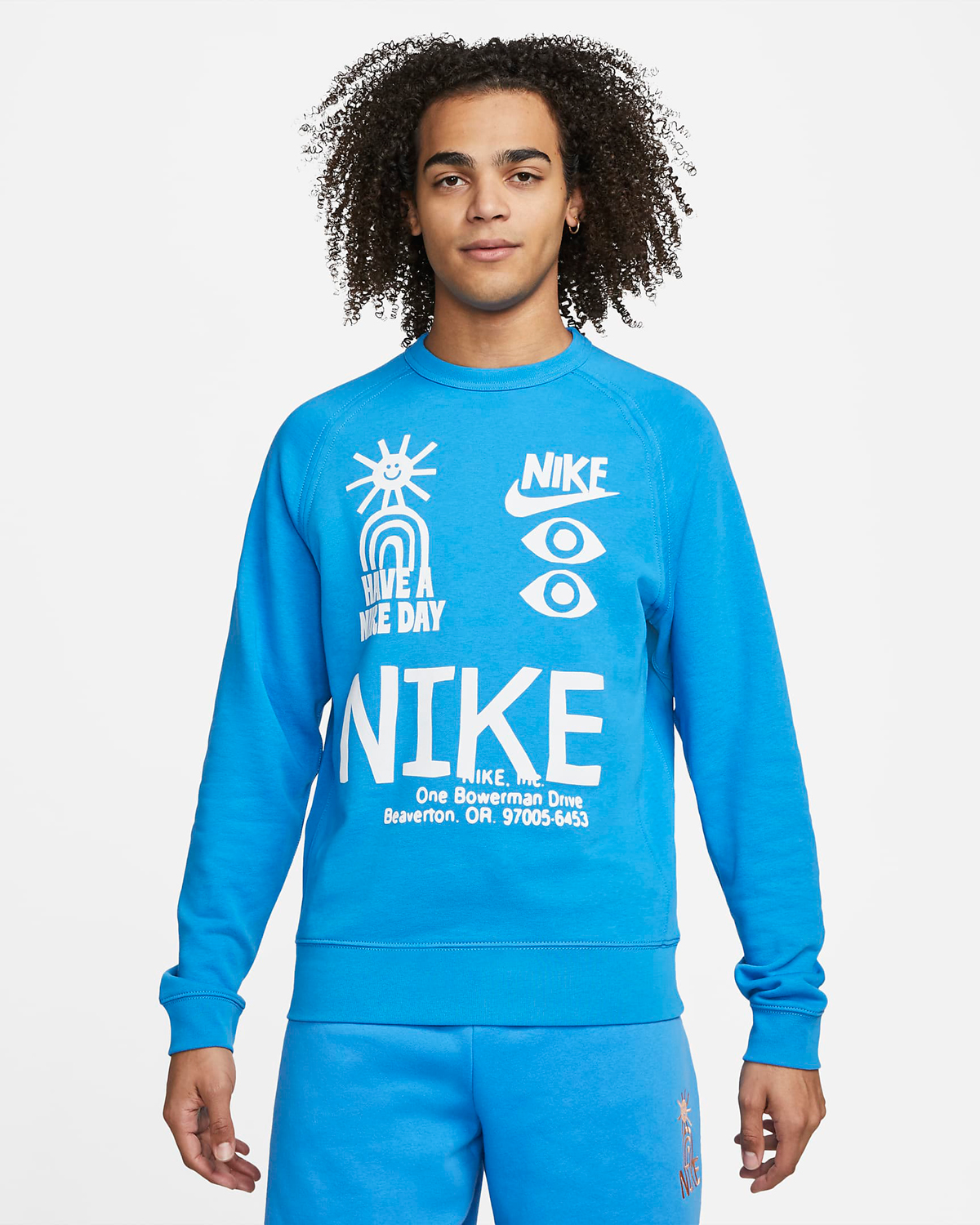 nike-sportswear-crew-sweatshirt-light-photo-blue