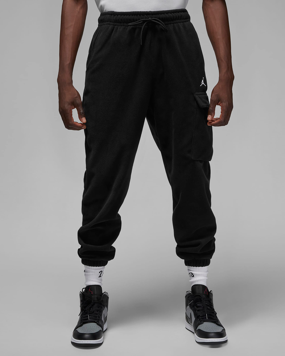 Jordan-Essential-Winter-Fleece-Cargo-Pants-Black-1