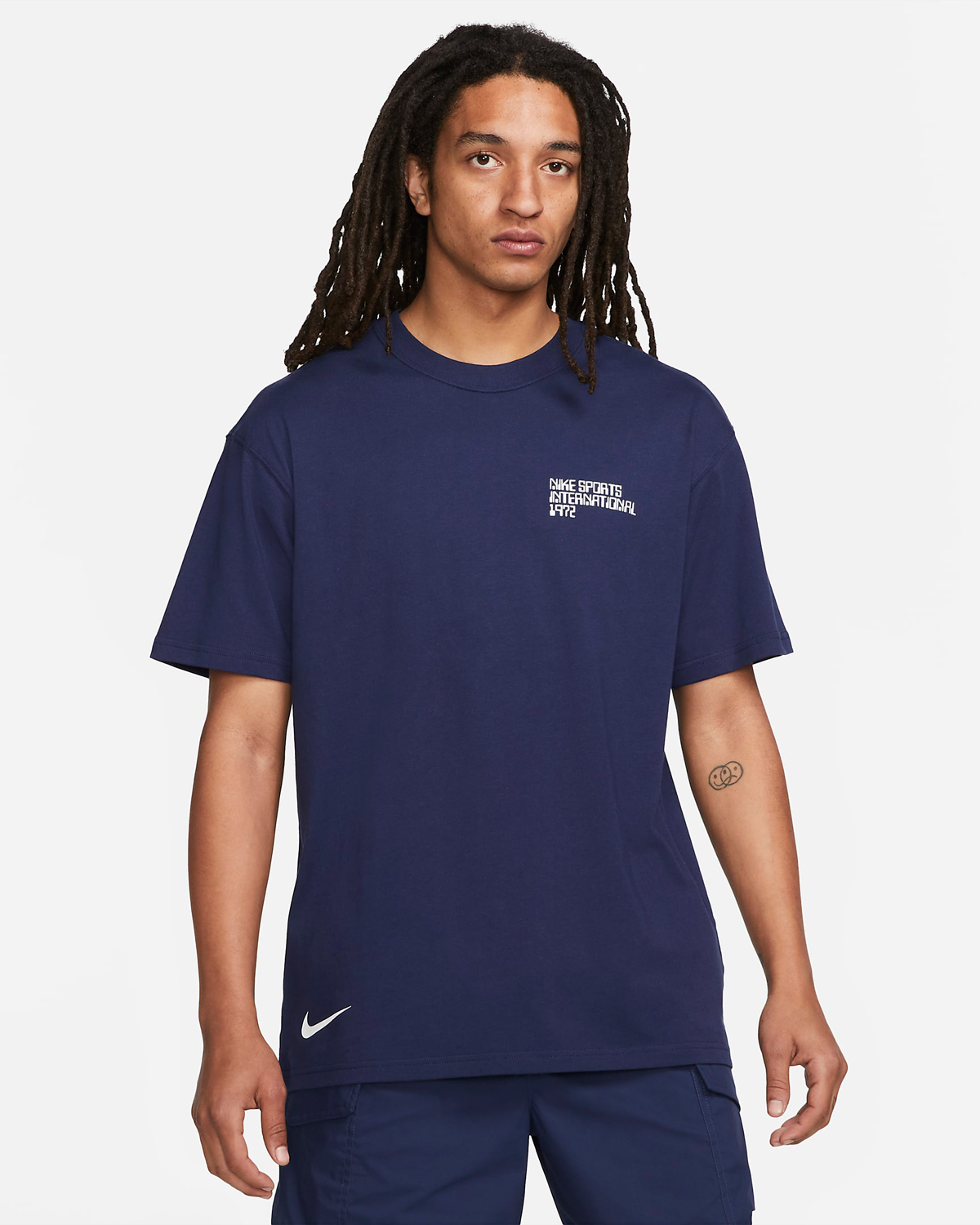 Nike-Sportswear-Circa-T-Shirt-Midnight-Navy-1