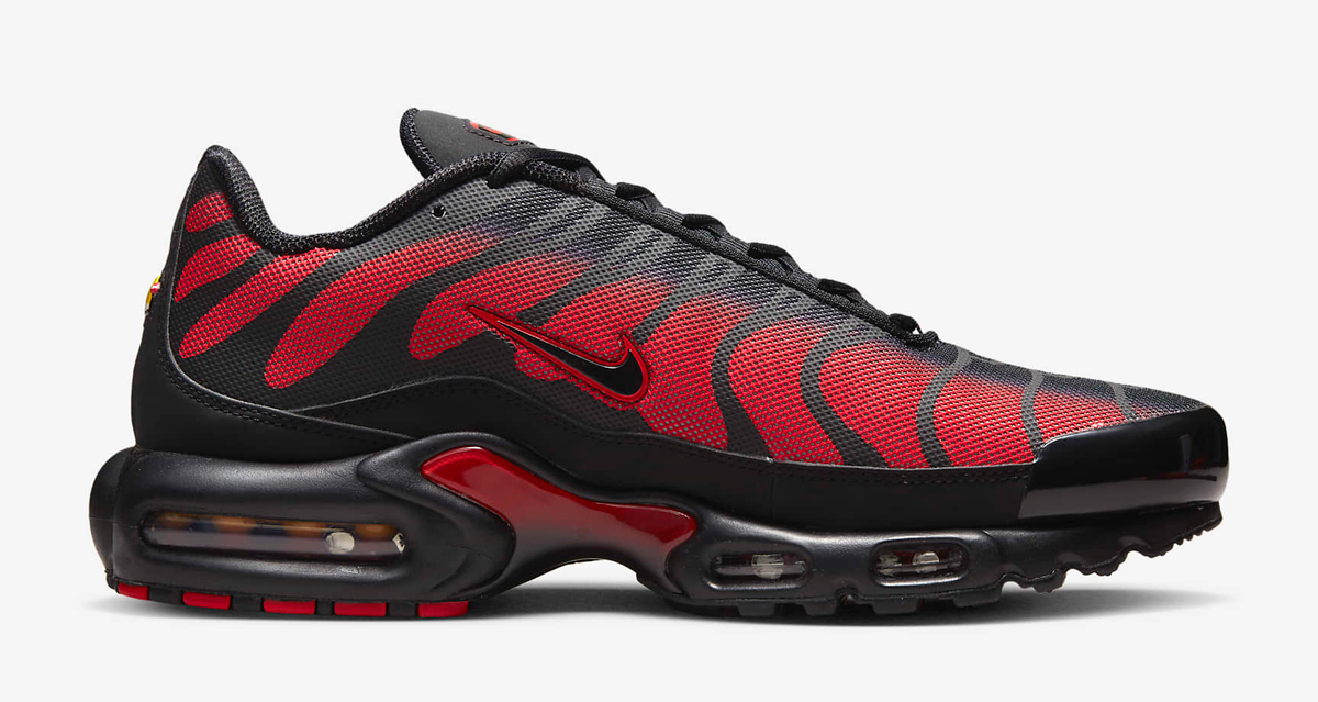 nike-air-max-plus-bred-university-red-black-release-date-3