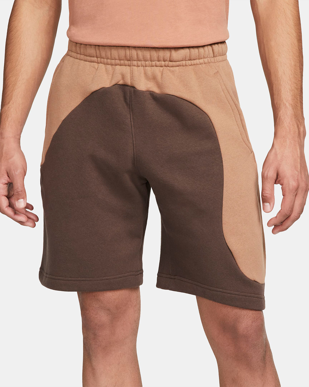 nike-sportswear-color-clash-shorts-archaeo-brown-baroque-brown-1