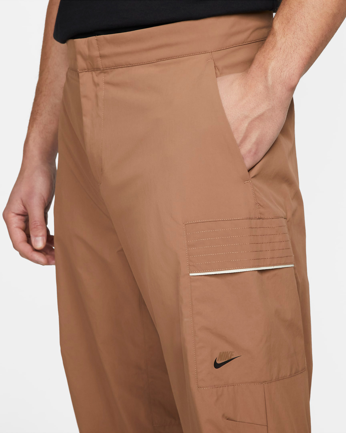 nike-sportswear-utility-pants-archaeo-brown-2