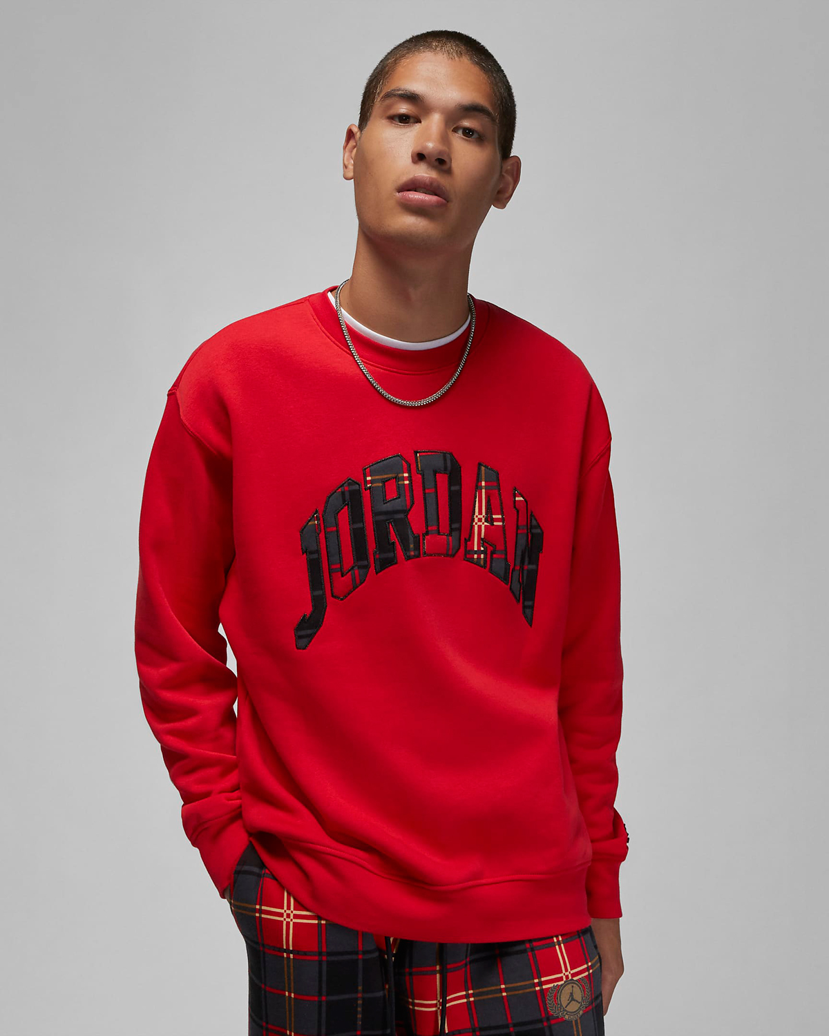 Jordan-Essential-Plaid-Holiday-2022-Crew-Sweatshirt-Fire-Red