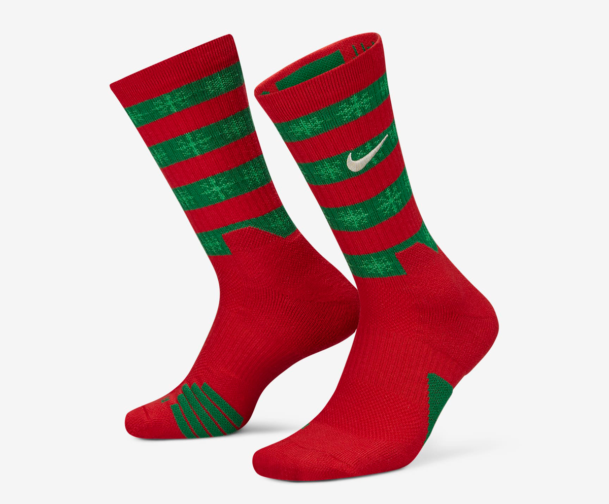 Nike-Christmas-Basketball-Socks-Red-Green