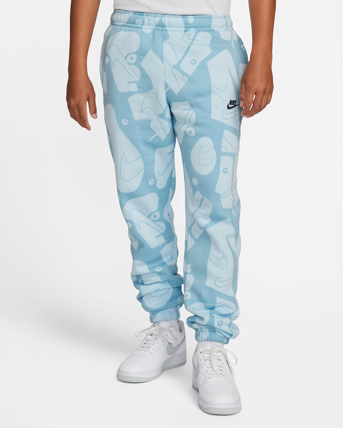 Nike-Club-Fleece-Printed-Joggers-Leche-Blue-1