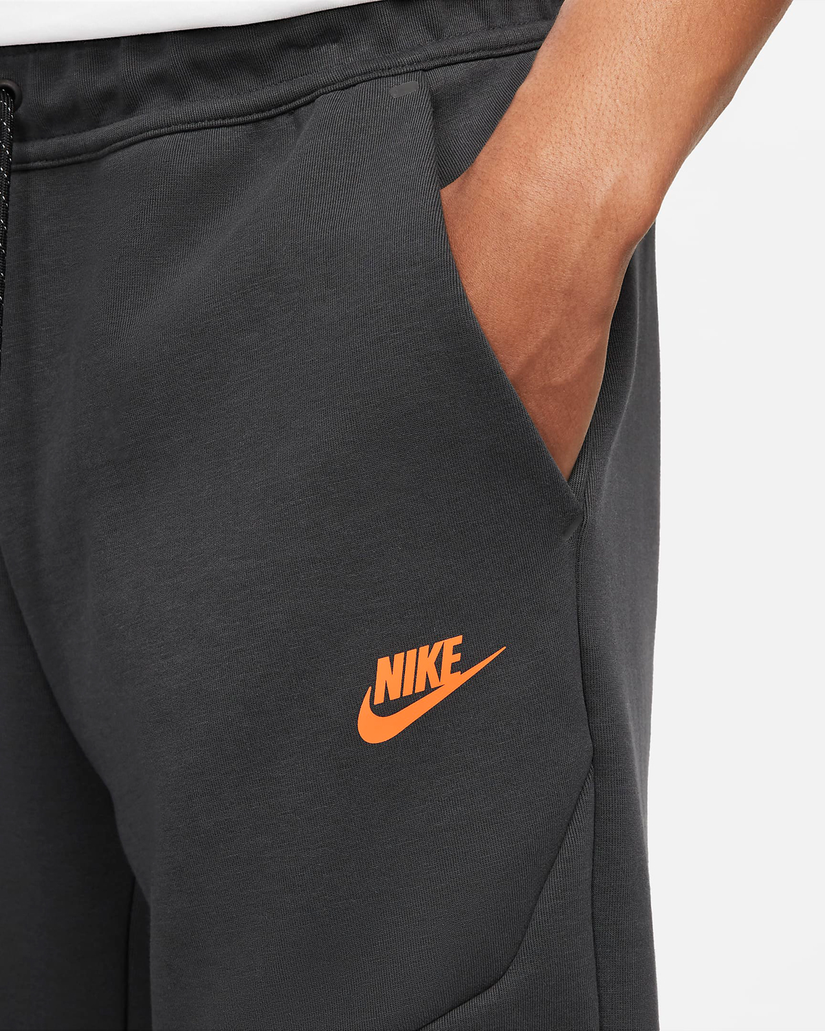 Nike-Tech-Fleece-Jogger-Pants-Dark-Smoke-Grey-Safety-Orange-2
