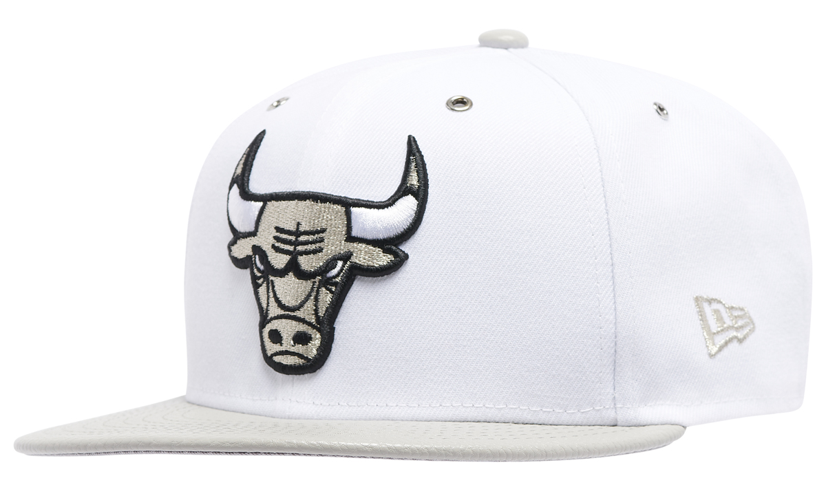 New-Era-Bulls-White-Grey-Jordan-Retro-Snapback-Hat-2