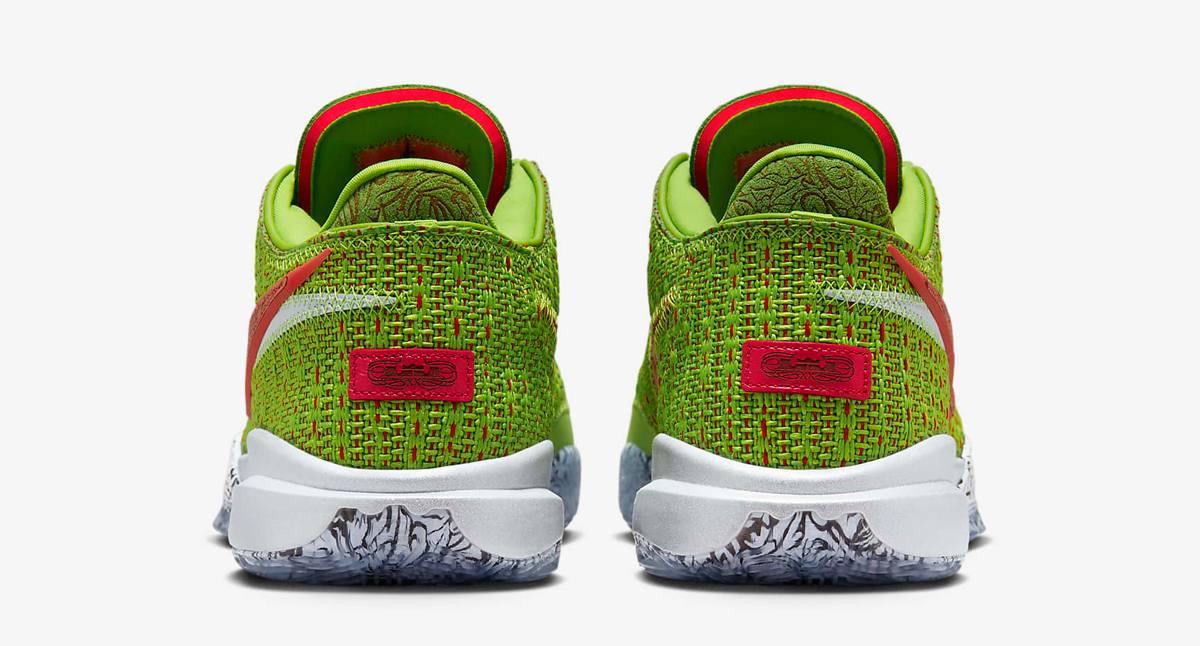 Nike-LeBron-20-Christmas-Grinch-5