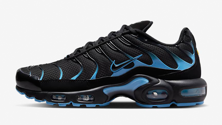 Nike-Air-Max-Plus-Black-University-Blue-Matching-Outfits