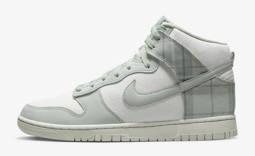Nike-Dunk-High-Plaid-Summit-White-Light-Silver-Matching-Outfits