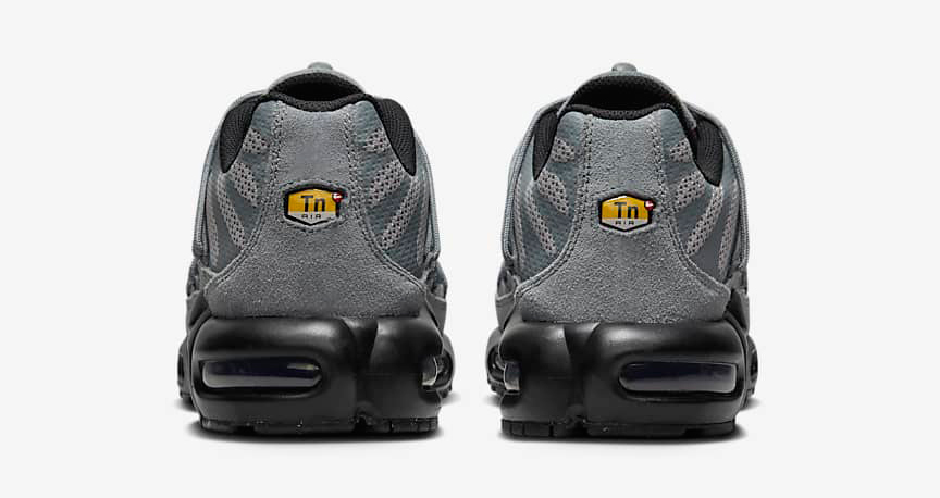 Nike-Air-Max-Plus-Utility-Bungee-Wolf-Grey-Cool-Grey-Release-Date-12