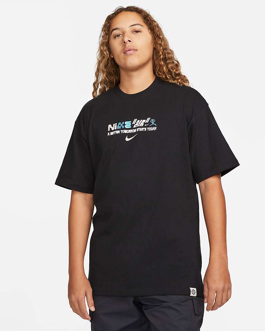 Nike-Sportswear-T-Shirt-Black-White-Blue-1