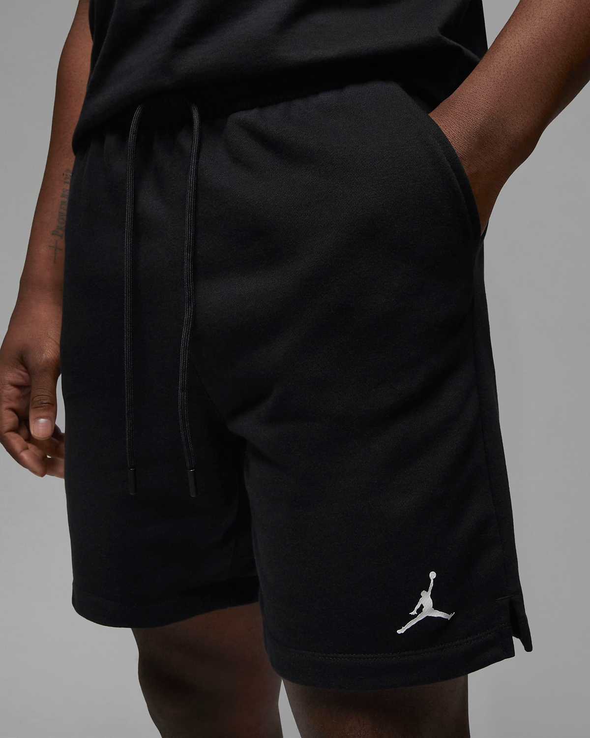 Jordan-Essentials-Shorts-Black-White-Red-2