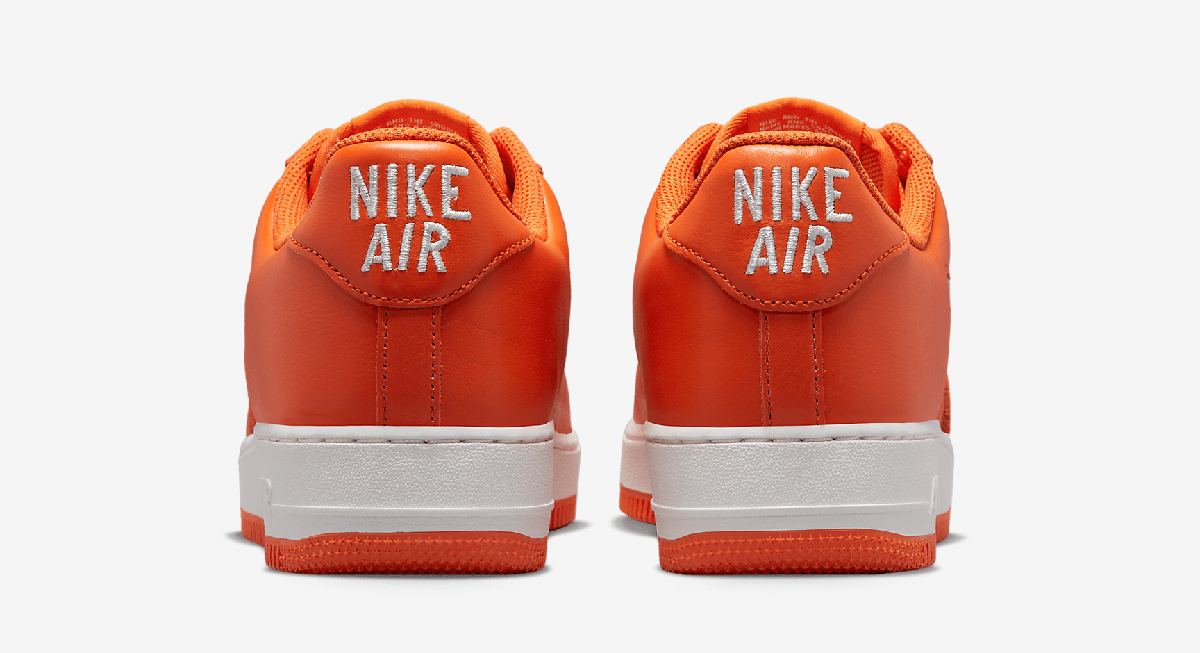 Nike-Air-Force-1-Low-Safety-Orange-5