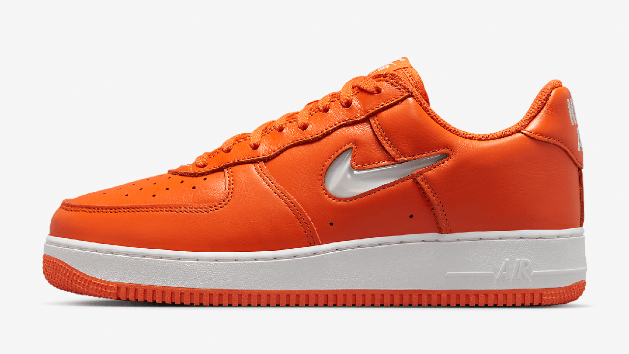 Nike-Air-Force-1-Low-Safety-Orange-Matching-Outfits