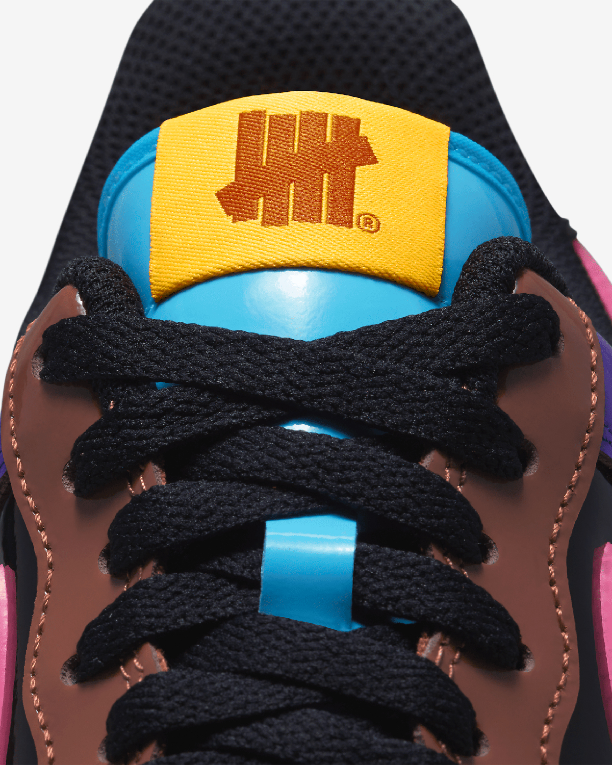 Nike-Air-Force-1-Low-Undefeated-Fauna-Brown-Multi-Color-9