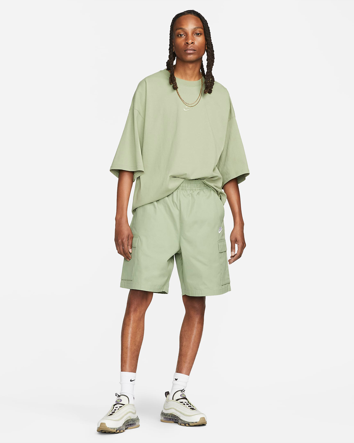Nike-Club-Woven-Cargo-Shorts-Oil-Green-Outfit
