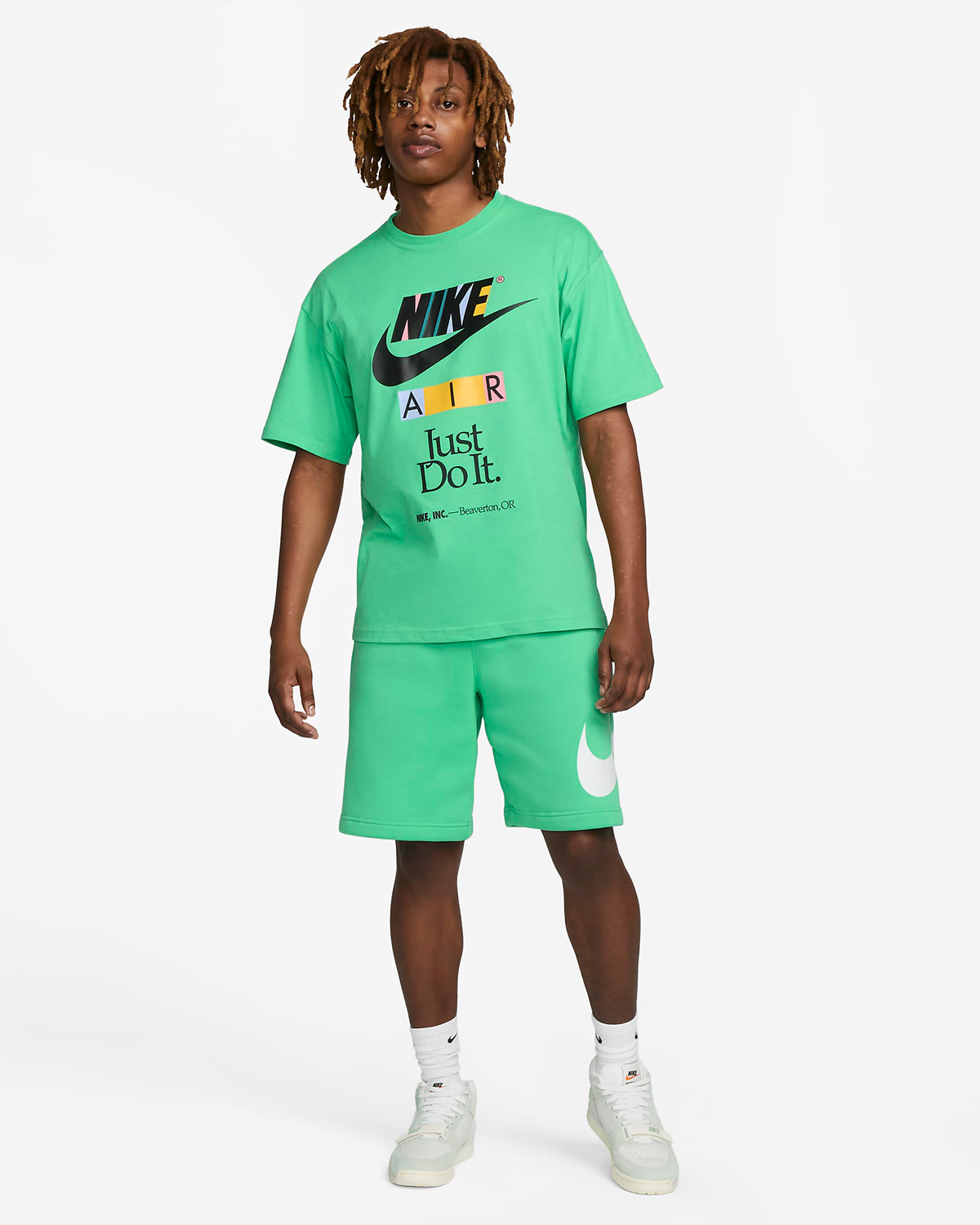 Nike-Sportswear-Club-Fleece-Shorts-Shirt-Spring-Green-Outfit