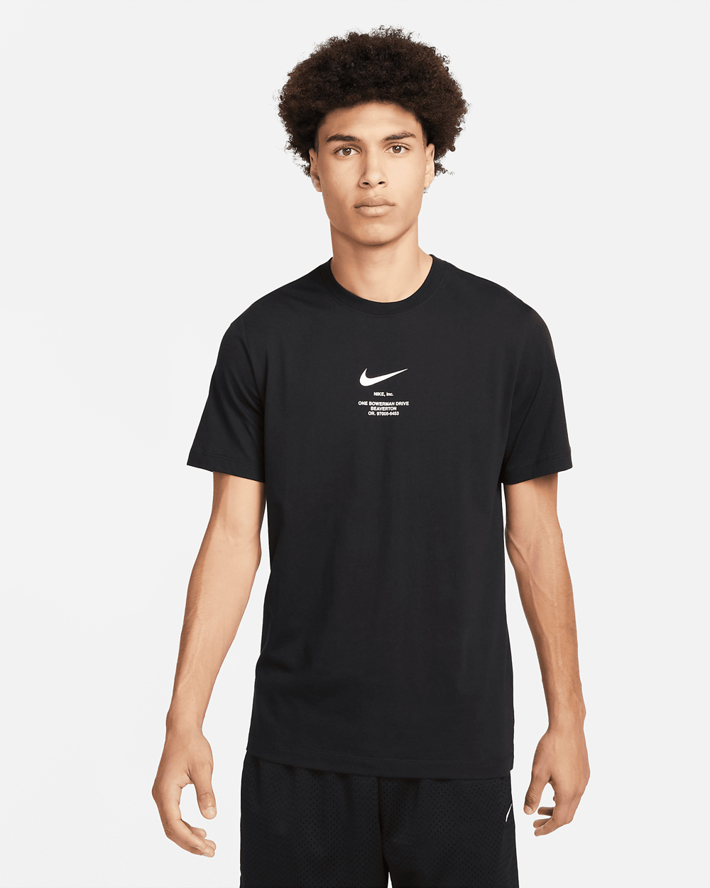 Nike-Sportswear-T-Shirt-Black-White-1