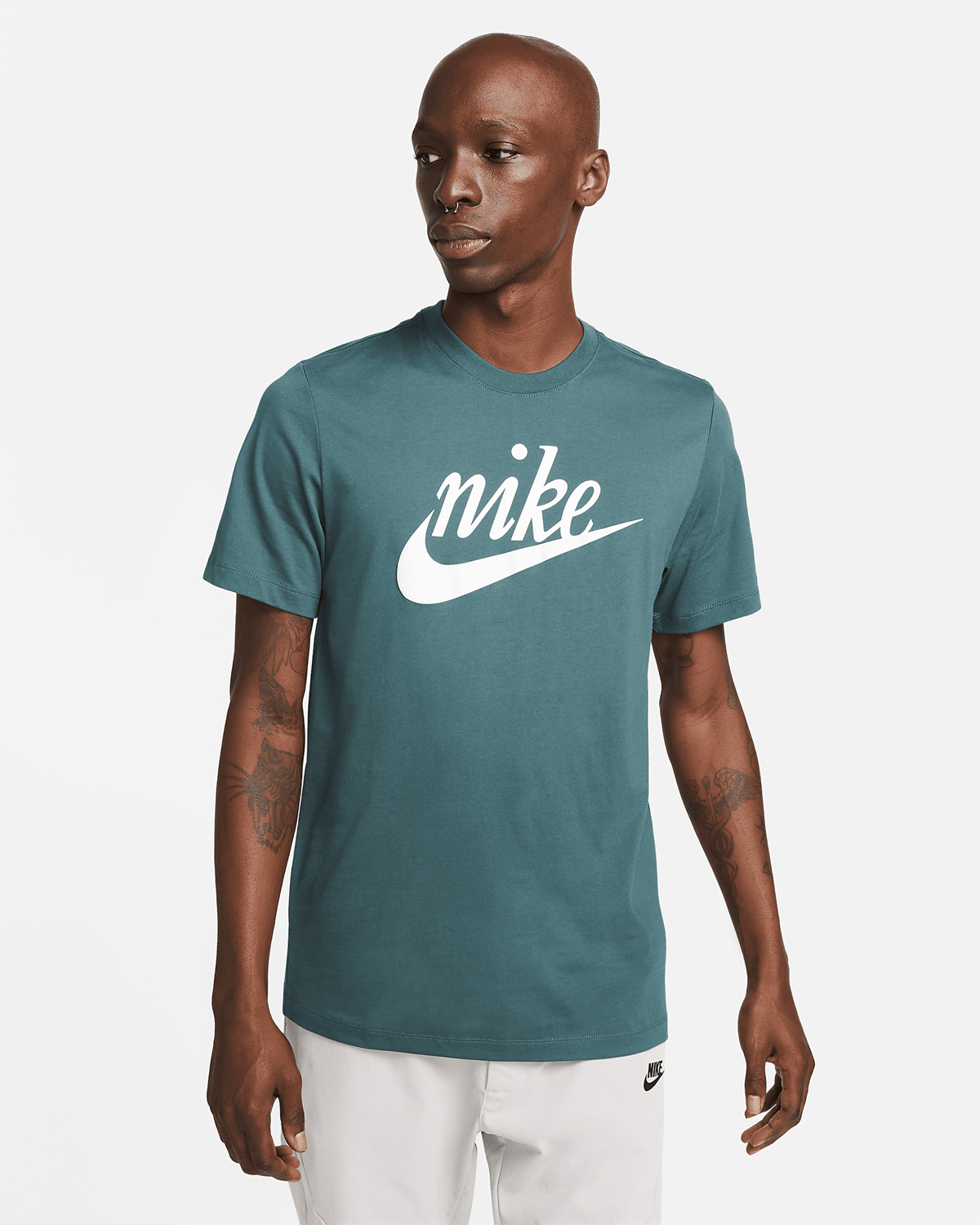 Nike-Sportswear-T-Shirt-Faded-Spruce