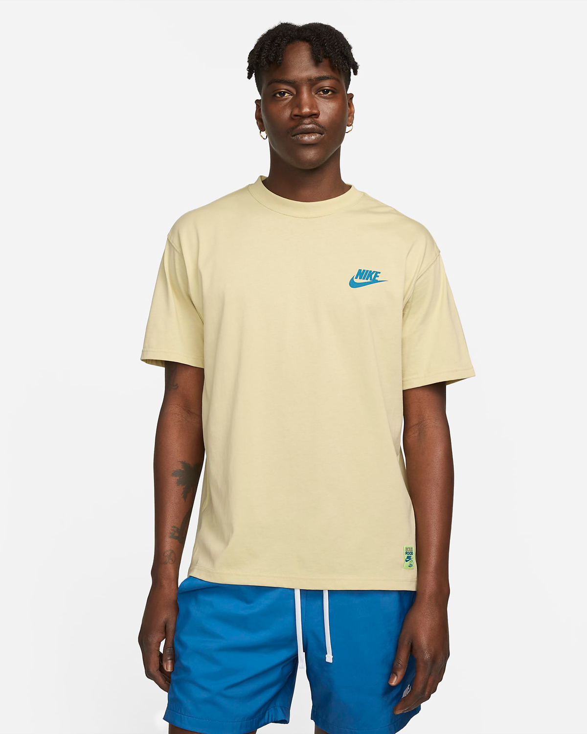 Nike-Sportswear-T-Shirt-Team-Gold
