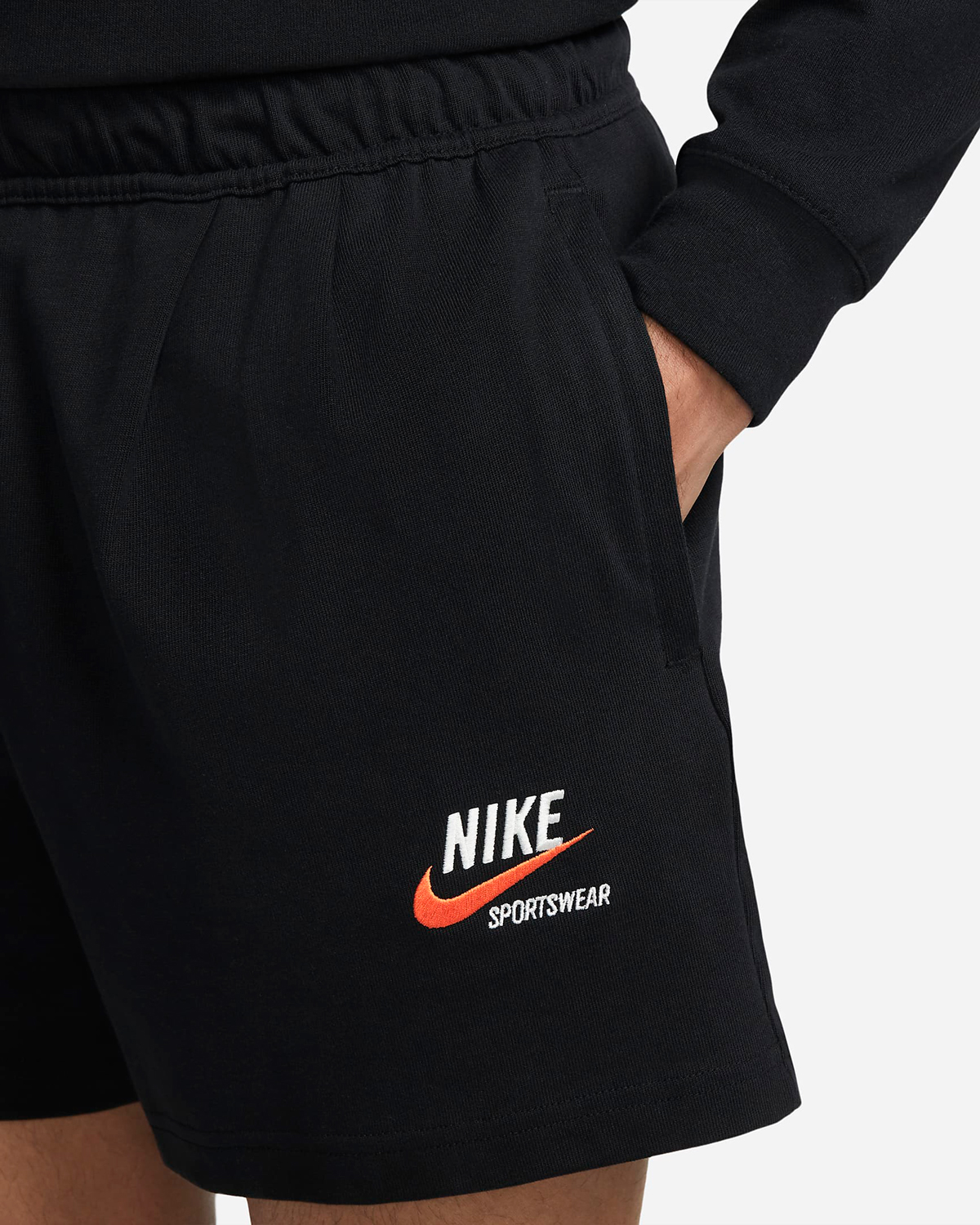 Nike-Sportswear-Trend-Shorts-Black-Orange