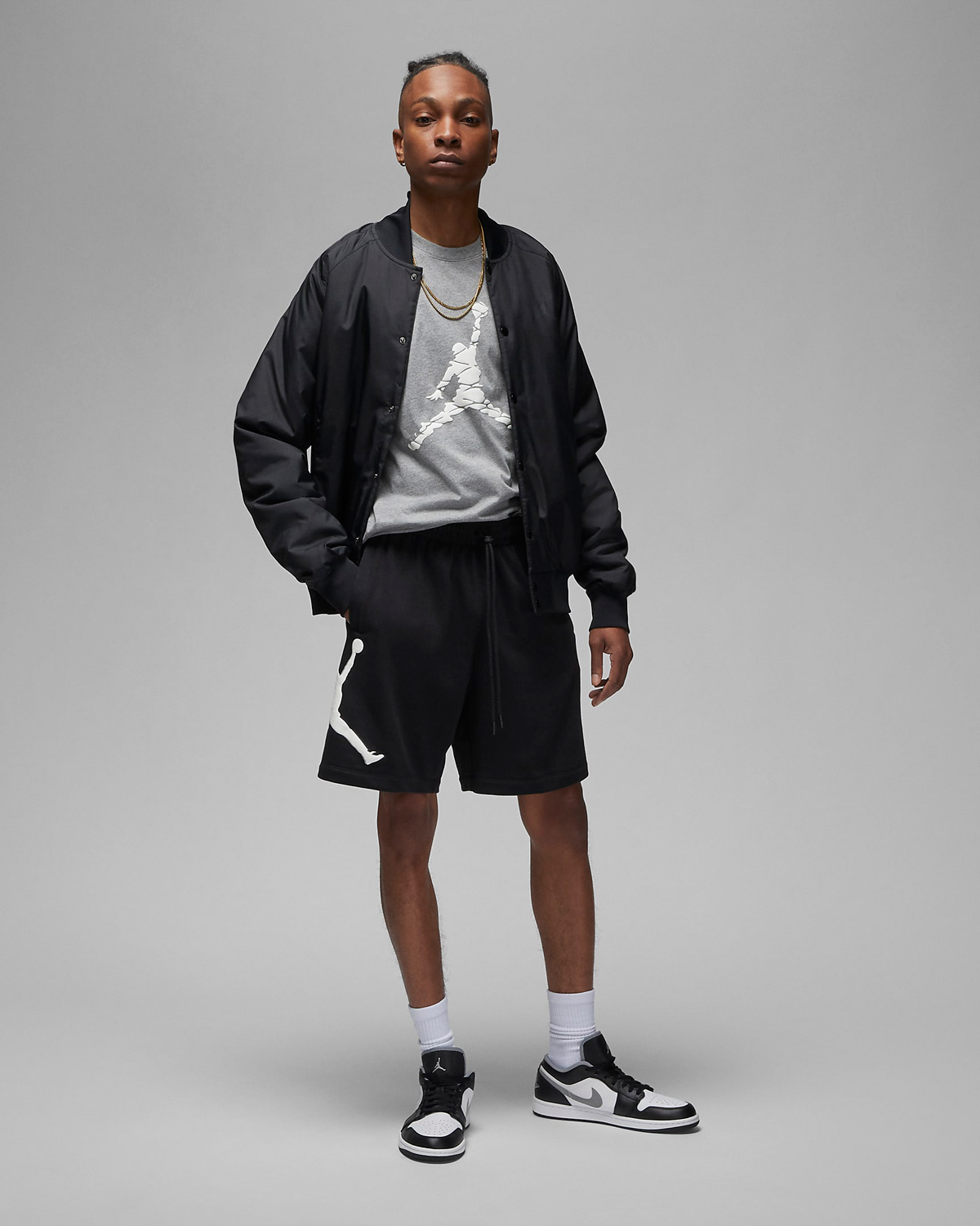 Jordan-Essentials-Fleece-Shorts-Black-White-Grey-Outfit
