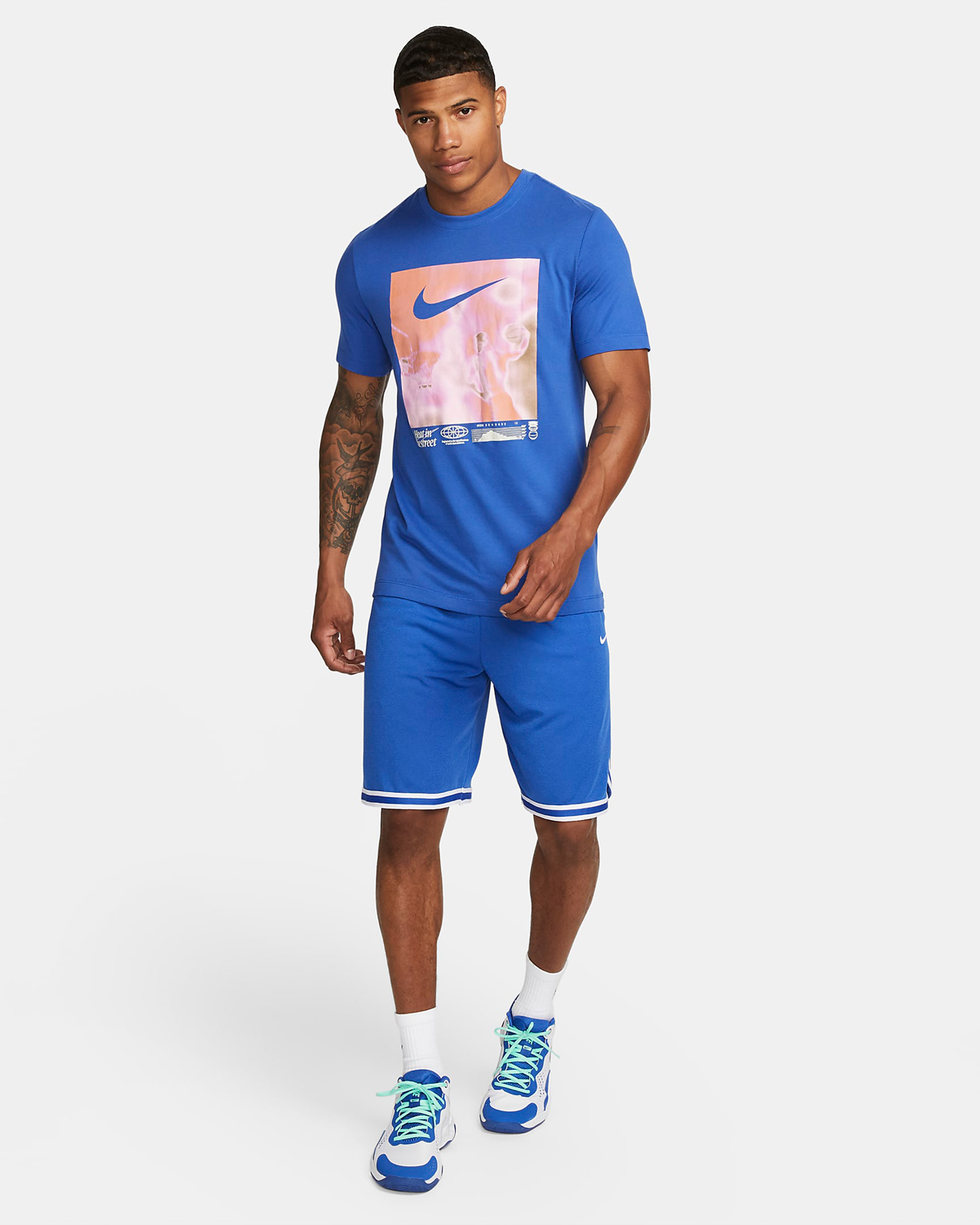 Nike-Basketball-T-Shirt-Game-Royal-Outfit