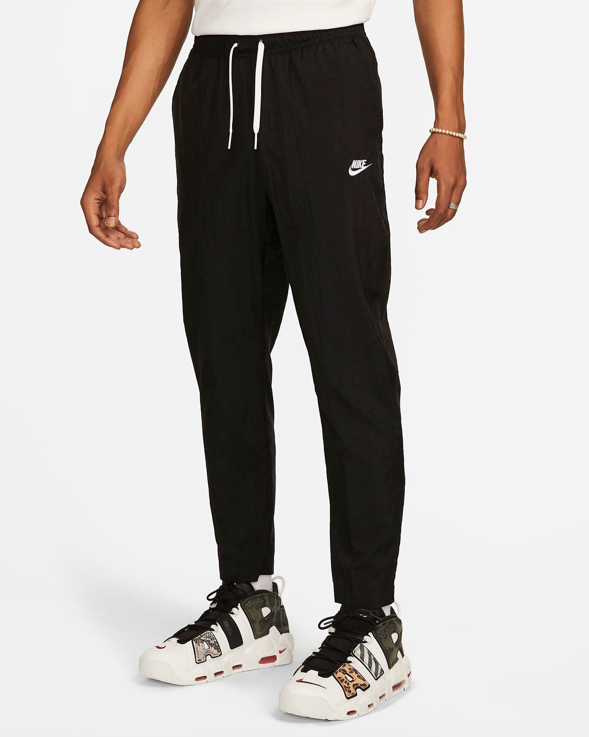 Nike-Club-Lightweight-Woven-Pants-Black-White