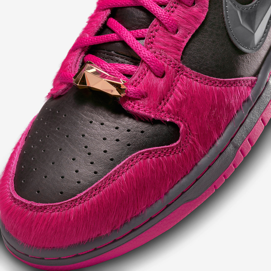 Nike-SB-Dunk-High-Run-the-Jewels-Active-Pink-7