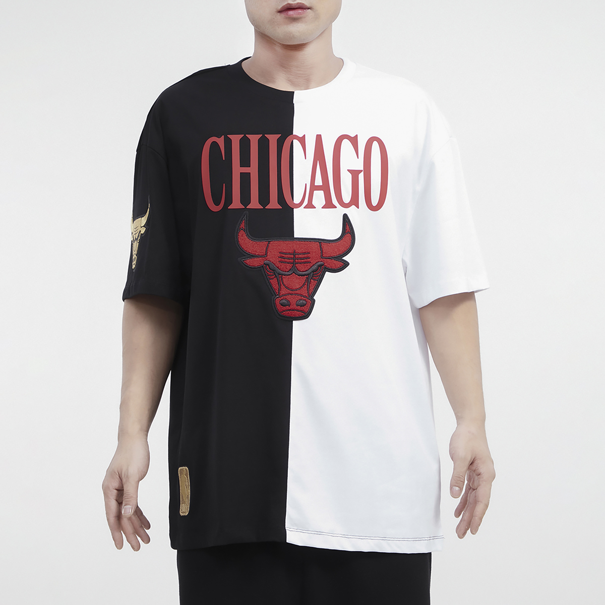 Chicago-Bulls-Pro-Standard-Split-Scarface-Shirt