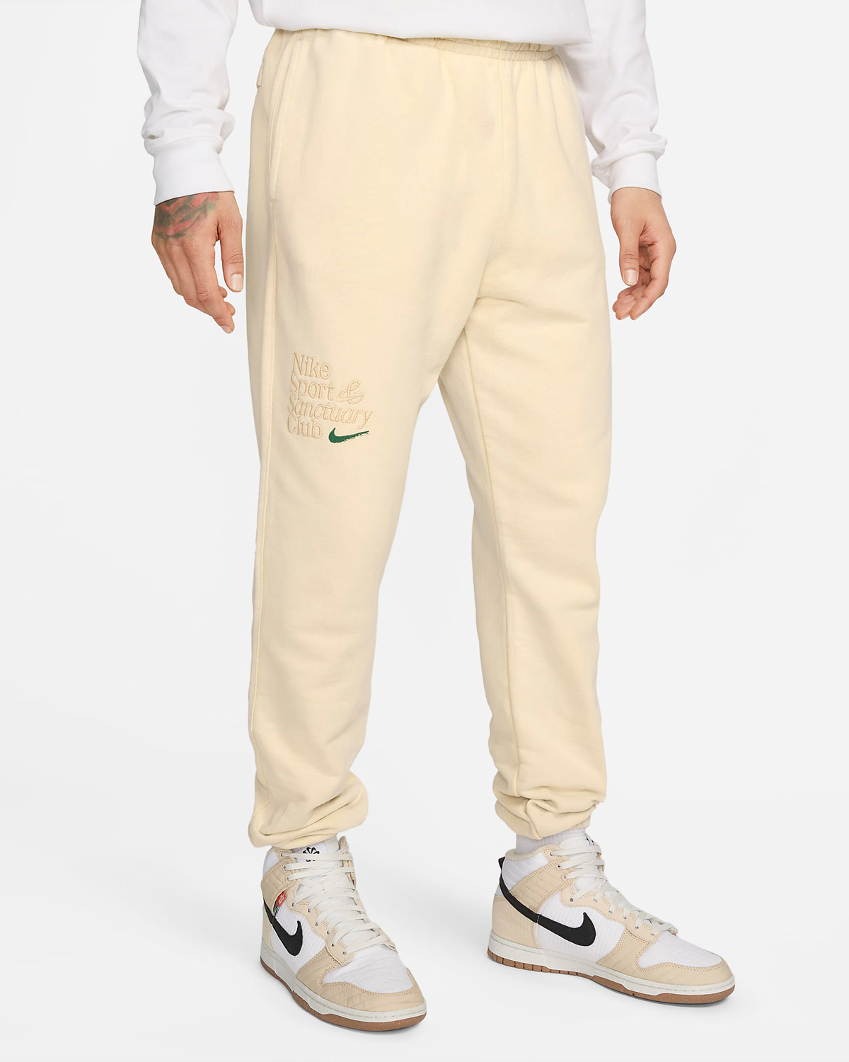 Nike-Club-Fleece-Pants-Sesame-1