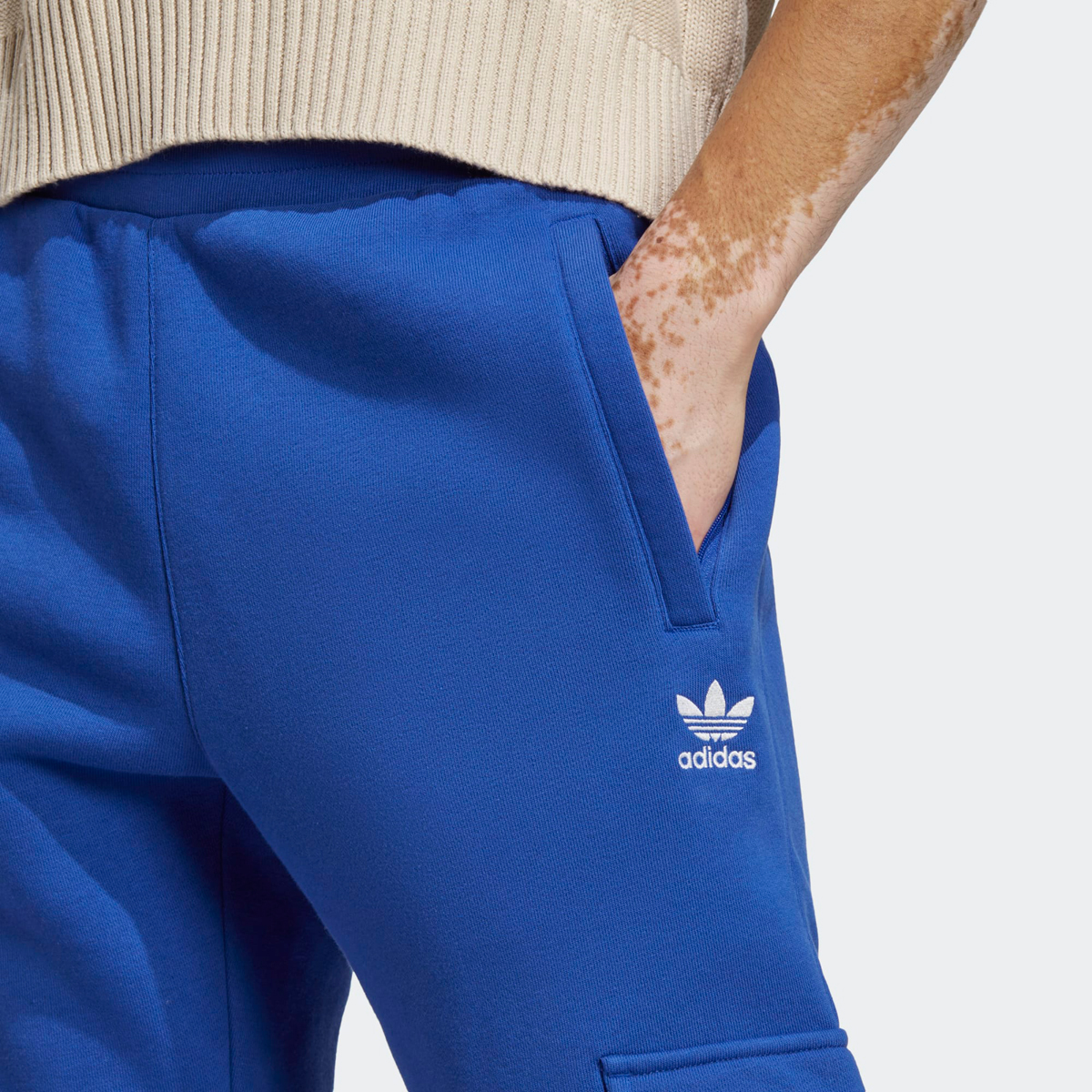 adidas-Trefoil-Essentials-Caergo-Pants-Semi-Lucid-Blue
