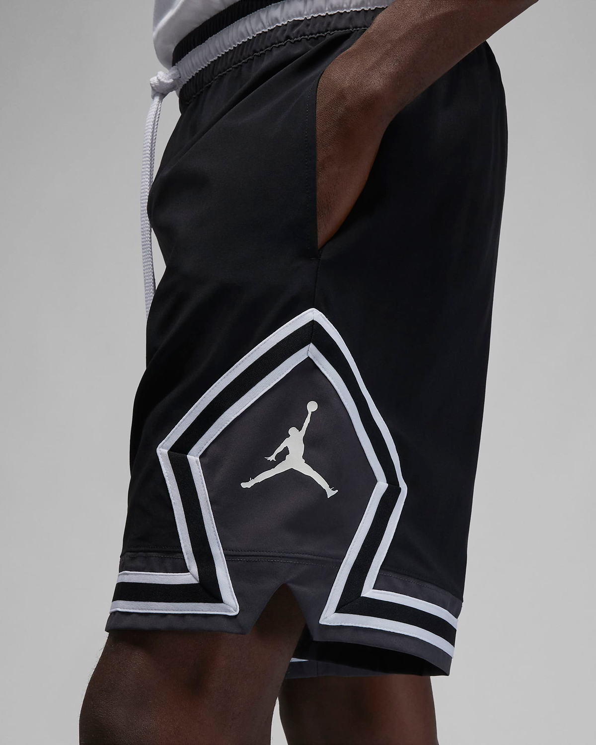 Jordan-Dri-Fit-Sport-Woven-Diamond-Shorts-Black-White-Dark-Shadow-2
